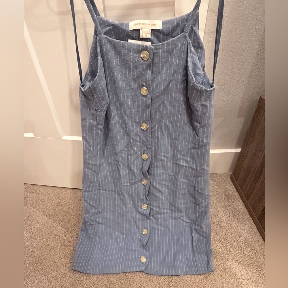 NWT Monteau Linen, denim Blue Striped, Sleeveless Dress. Women’s size XS.
